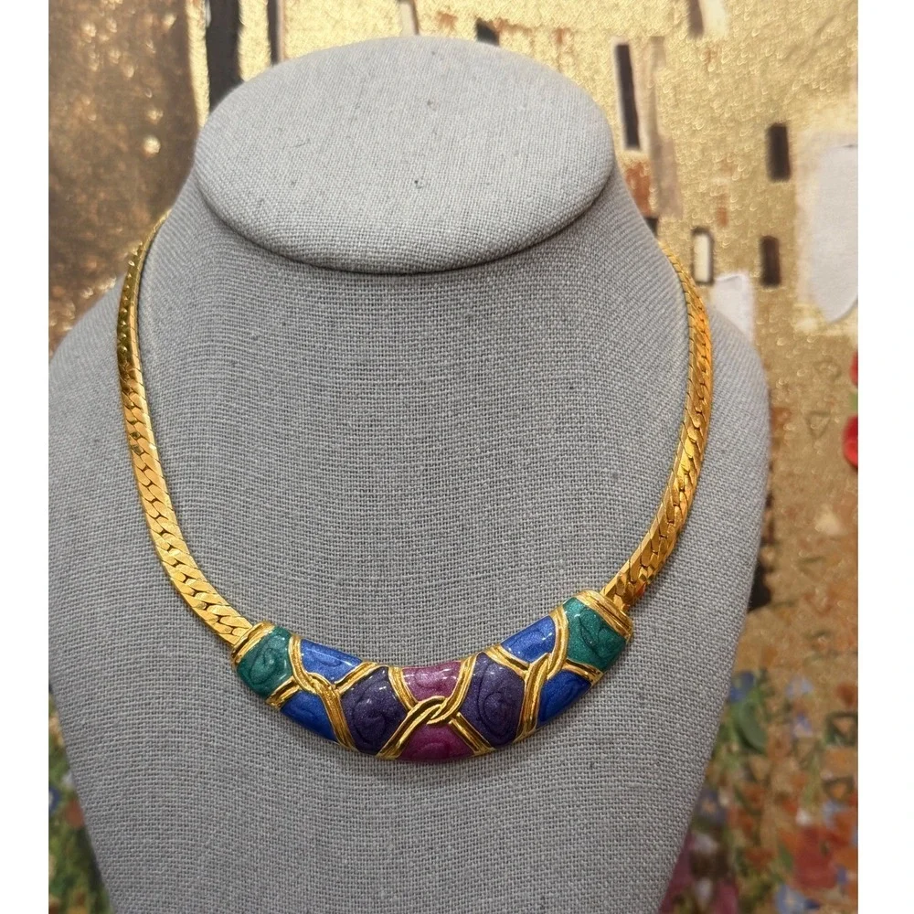 Vintage Enamel Jewel Tone Collar Necklace Womens Gold Tone Herringbone 16